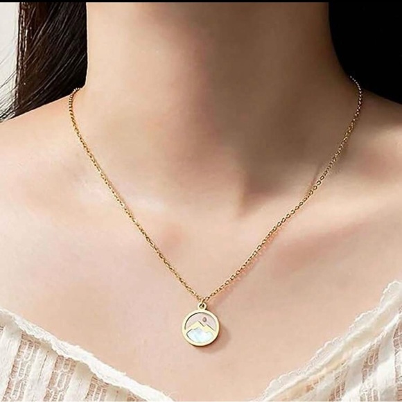 Mustard Seed Faith Mountain Pendant Necklace, Gold or Silver - Picture 4 of 5